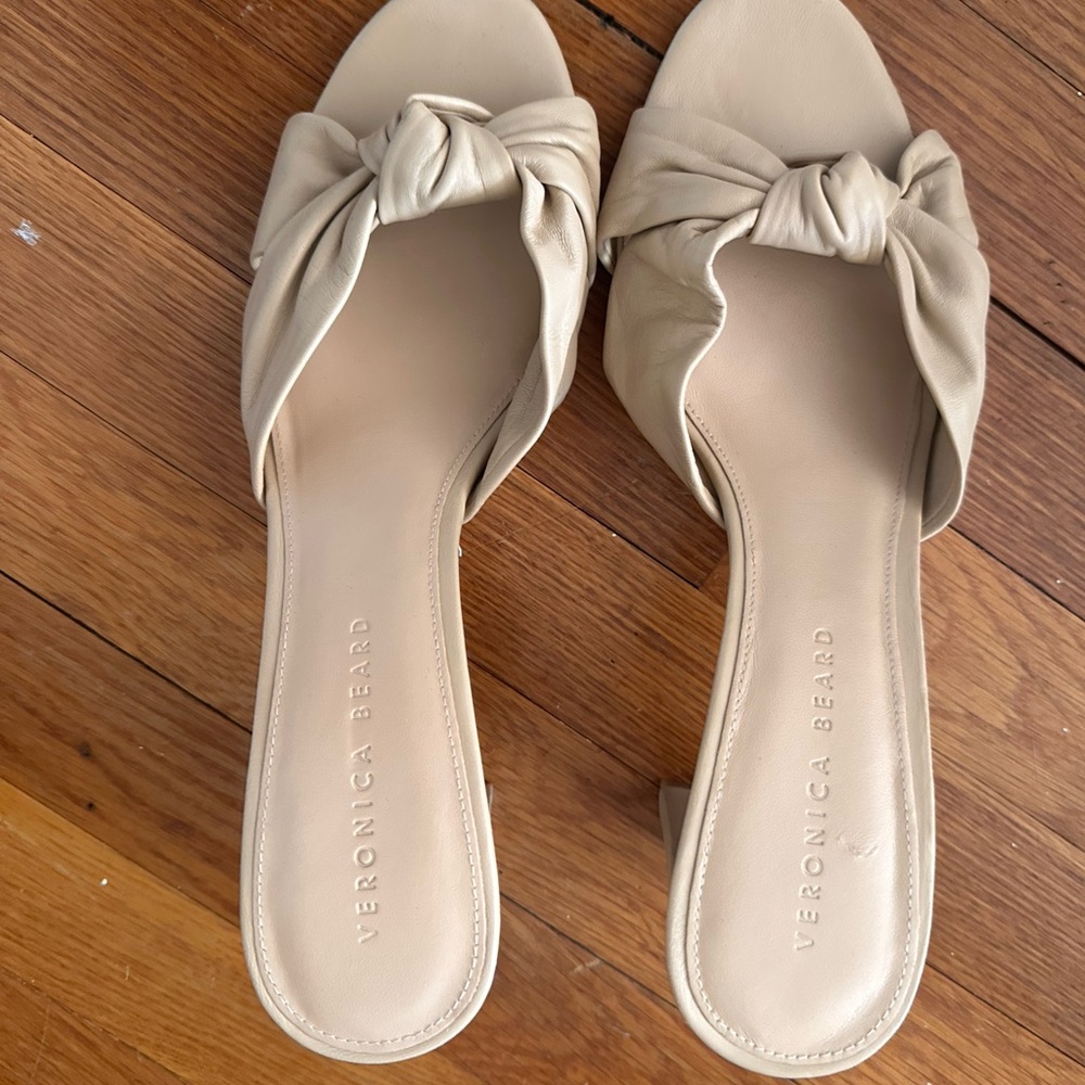 Veronica Beard Women's Tan Knotted Heels